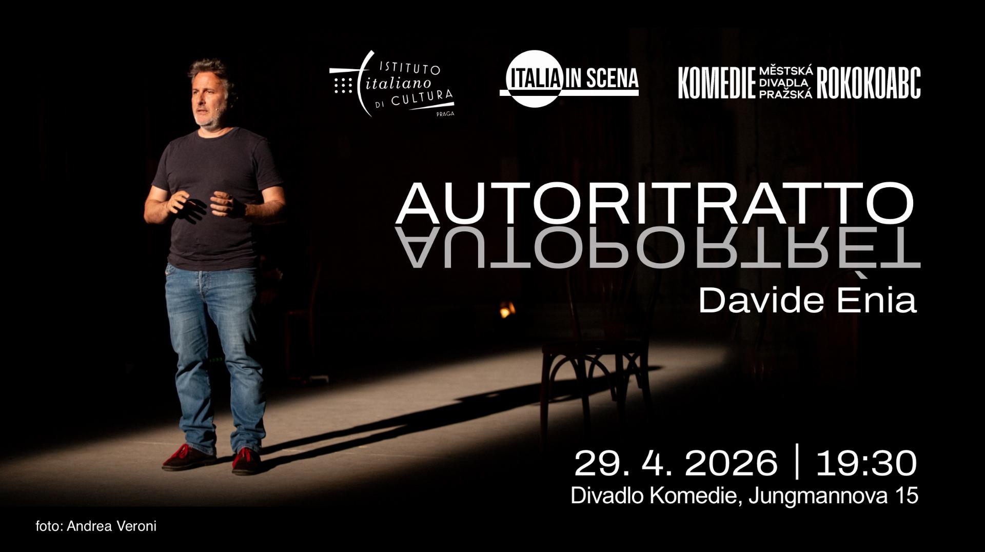 11 enia autoritratto